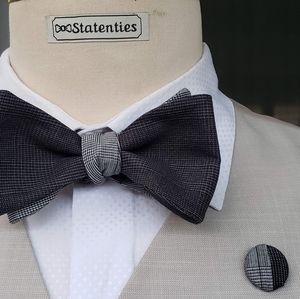 Bowtie & lapel pins